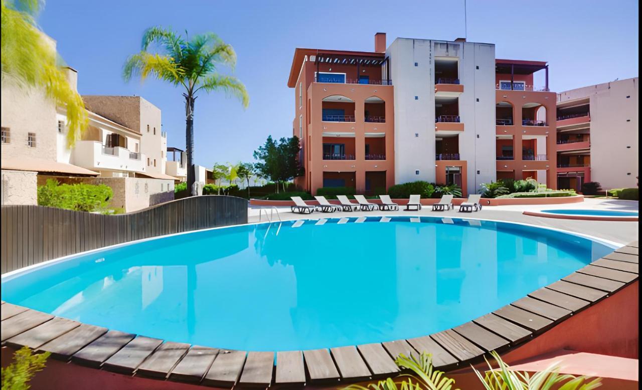 Vilamoura Victoria Gardens With Pool By Homing Exterior foto